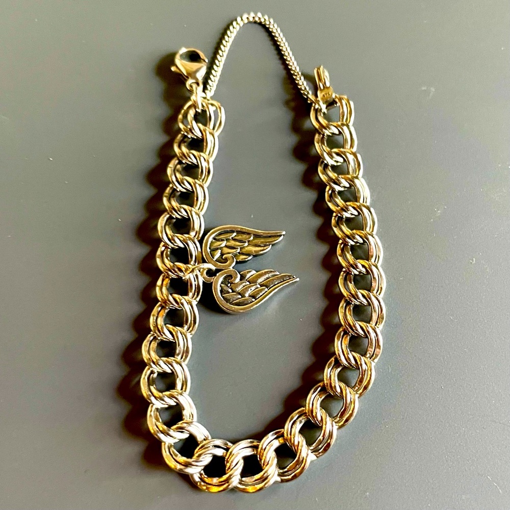 James Avery Heavy Double Curb Charm Bracelet Medium Angel Wings Charm